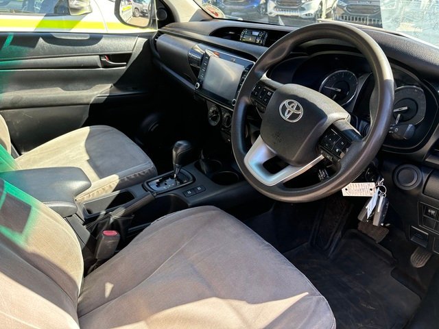 2020 Toyota Hilux SR White