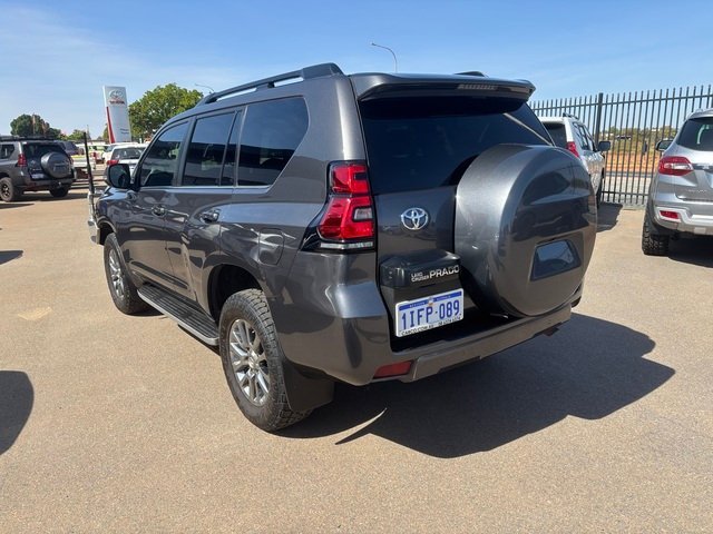 2020 Toyota Prado VX