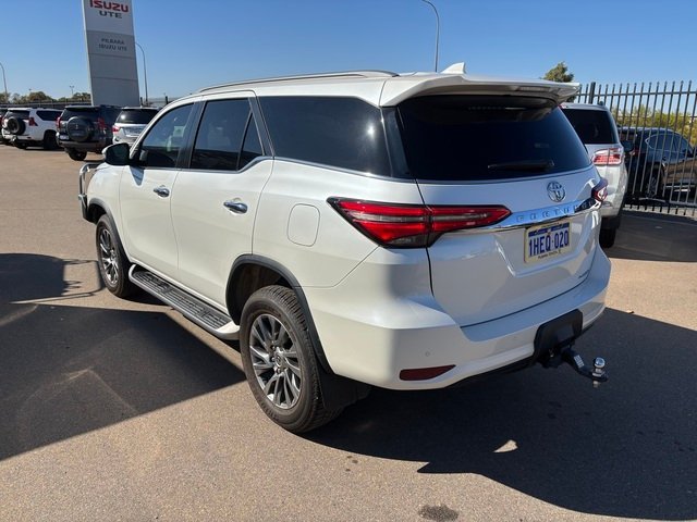 2020 Toyota Fortuner Crusade White