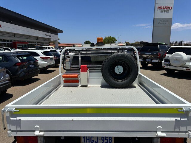 2021 Toyota Hilux SR White