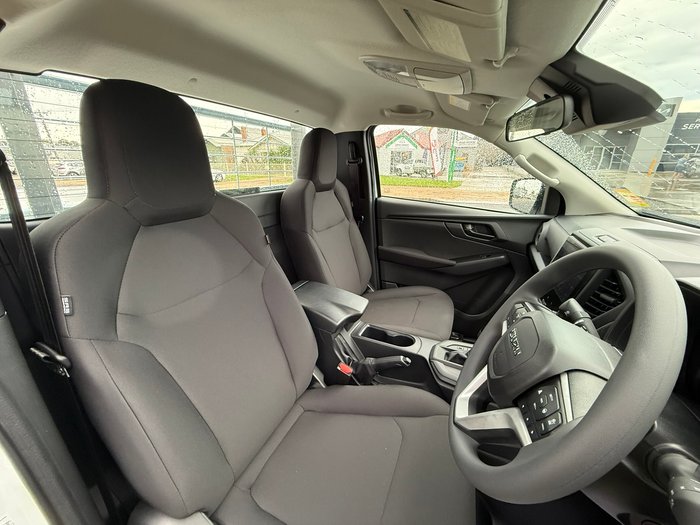 2026 Isuzu D-MAX SX