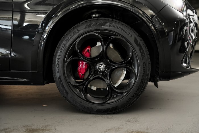 2023 Alfa Romeo Stelvio Veloce