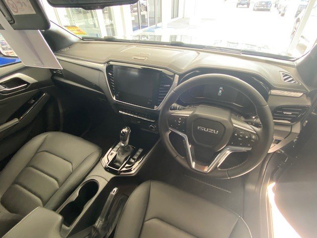 2025 ISUZU D-MAX LSU+