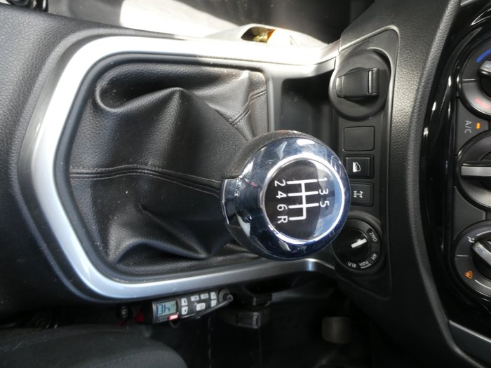 2022 Nissan Navara SL Warrior (4x4)