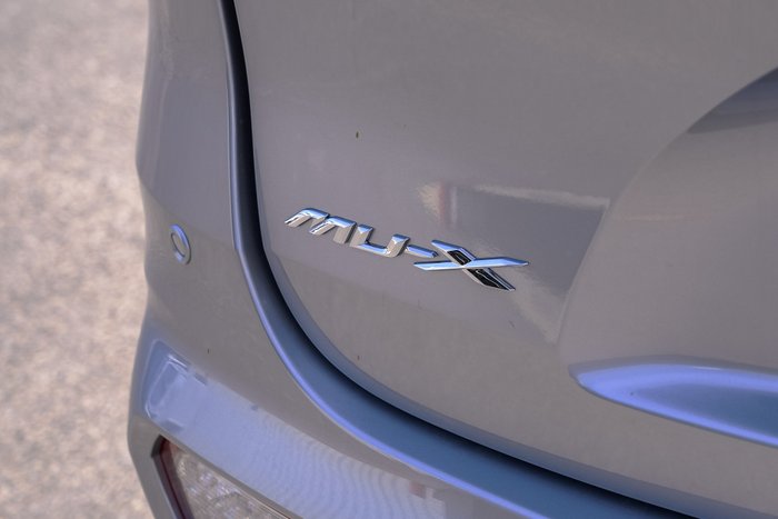 2025 Isuzu MU-X LS-M