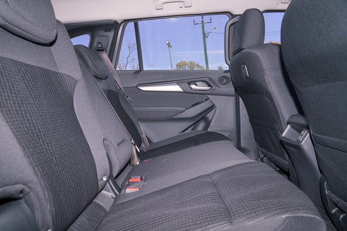 2025 Isuzu MU-X LS-M