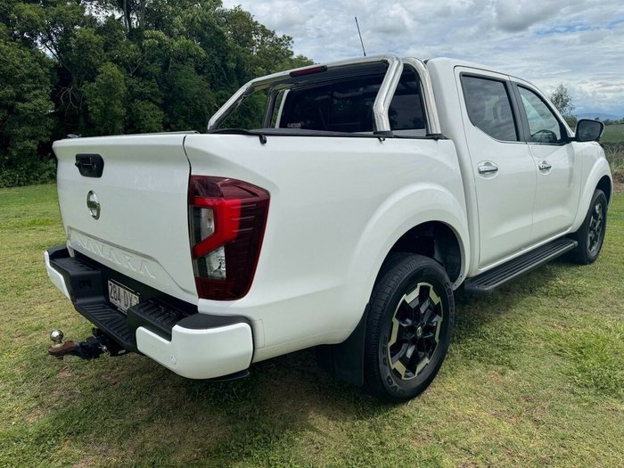 2022 NISSAN NAVARA ST-X