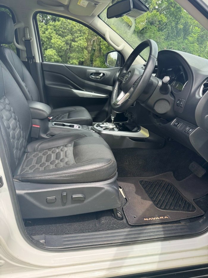 2022 NISSAN NAVARA ST-X