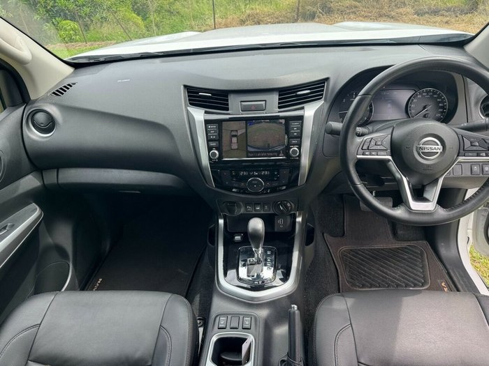 2022 NISSAN NAVARA ST-X