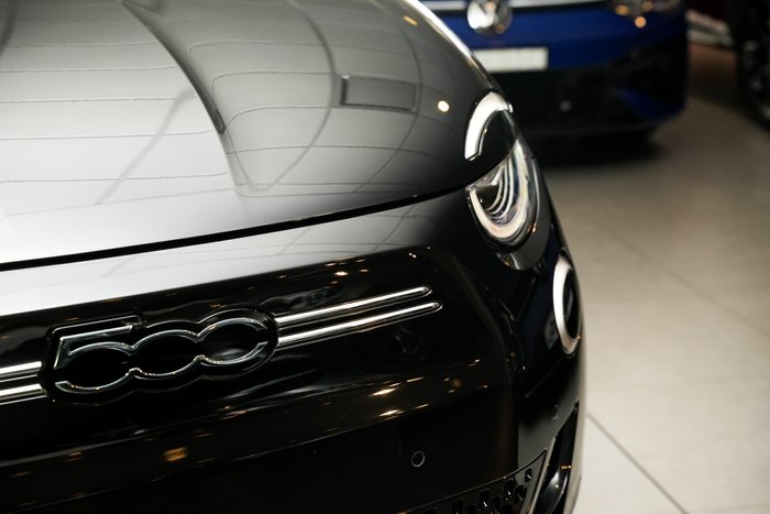 2023 Fiat 500e La Prima