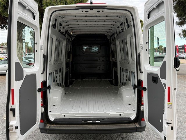 2025 VOLKSWAGEN CRAFTER