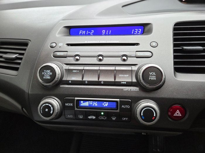 2011 Honda Civic VTi-L 8th Gen MY11 WHITE