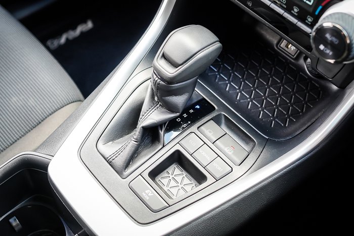 2024 Toyota RAV 4 Hybrid GX-2WD