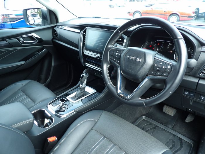 2024 Isuzu MU-X LS-T