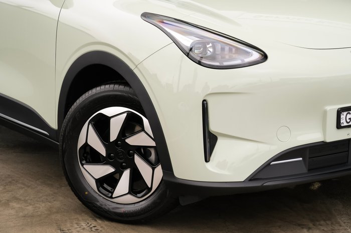 2027 Geely Ex2