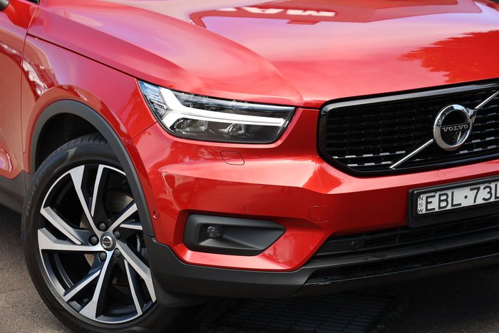 2019 Volvo XC40 T5 R-Design