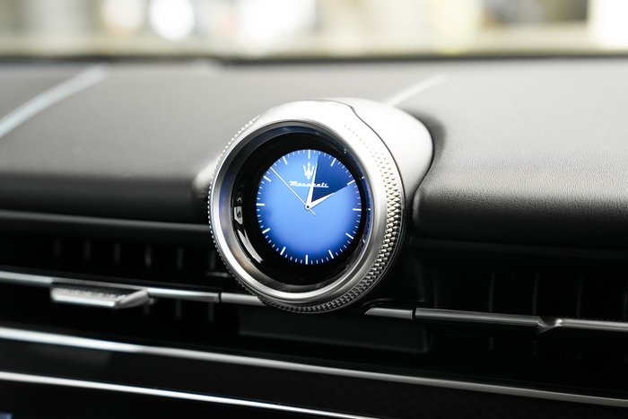 2025 Maserati Grecale 300 HP 4WD NERO TEMPESTA-408