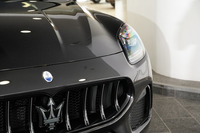 2025 Maserati Grecale 300 HP 4WD NERO TEMPESTA-408