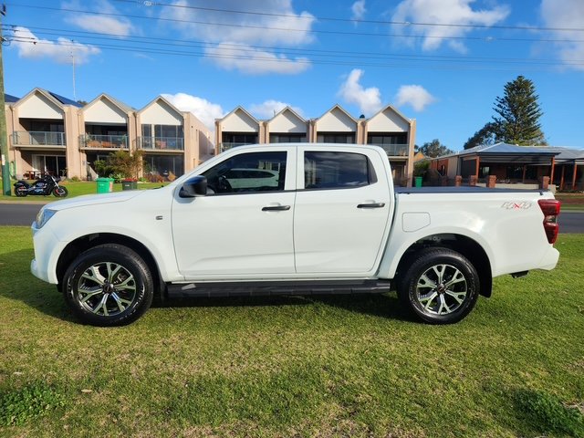 2021 Isuzu D-MAX SX