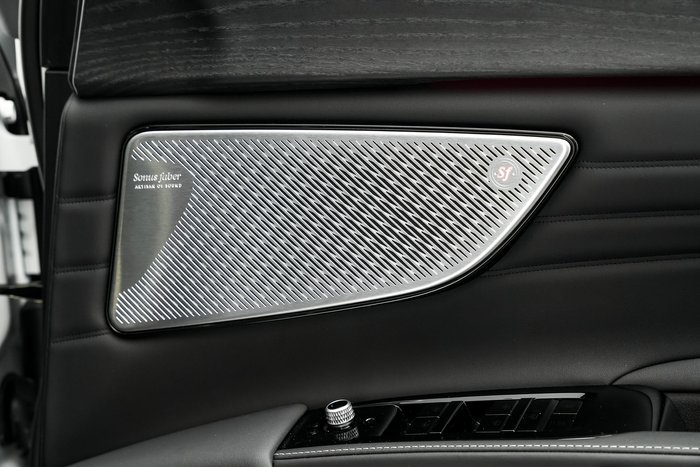 2025 Maserati Grecale MODENA 330HP HYBRID Bianco Banchisa-240