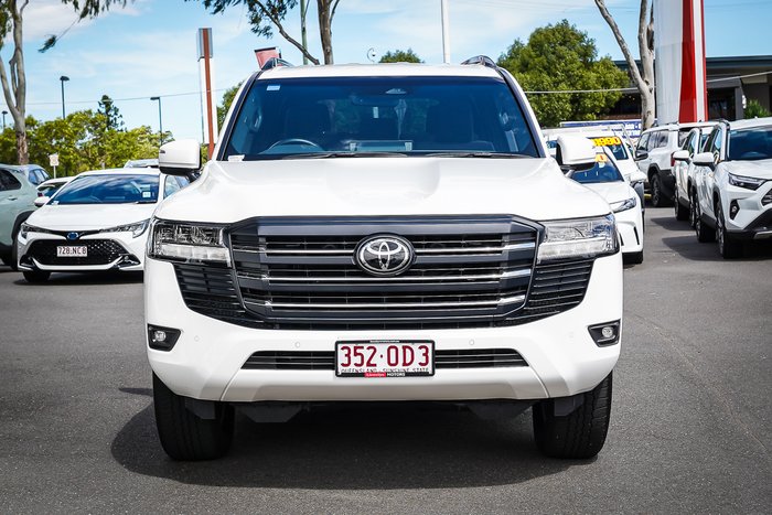 2025 Toyota LANDCRUISER GXL