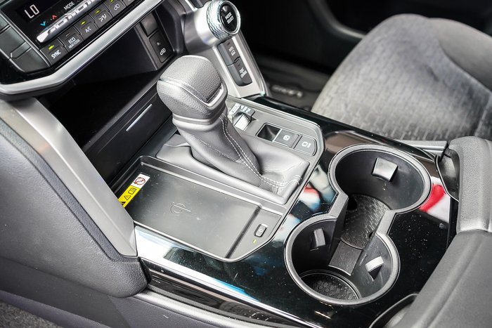 2025 Toyota LANDCRUISER GXL