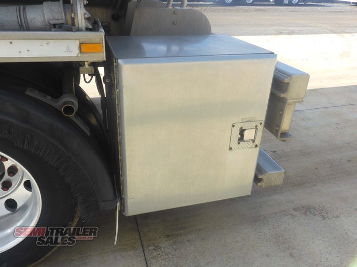 2008 Omega Aluminium Fuel Tanker