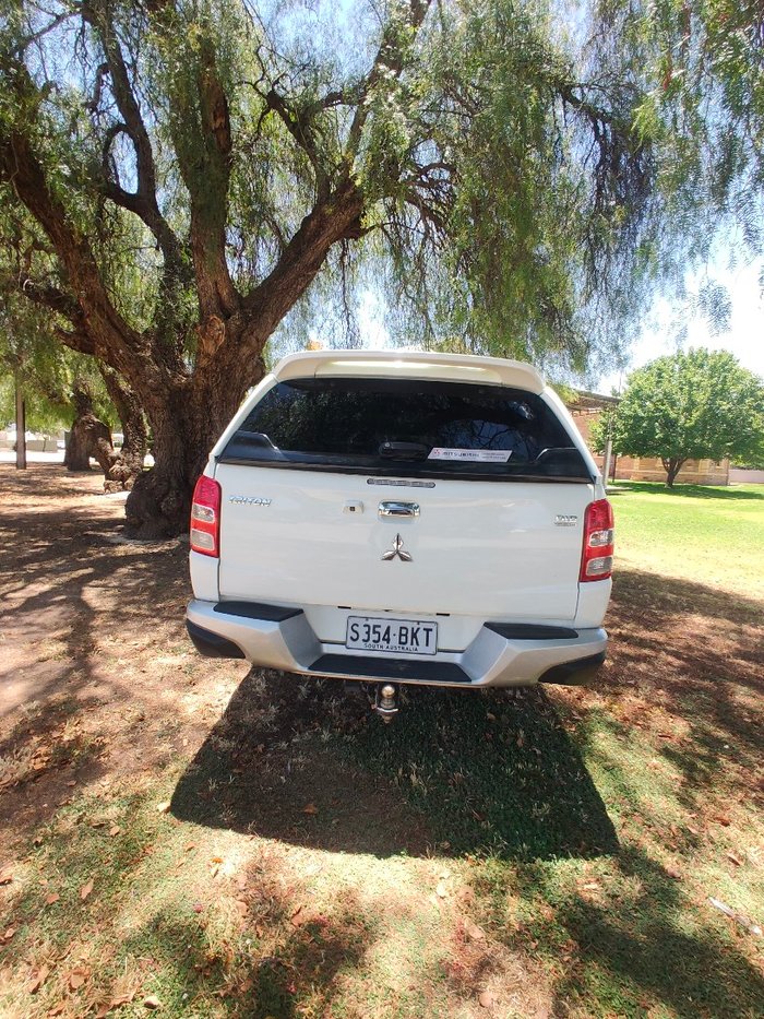 2015 Mitsubishi Triton GLS