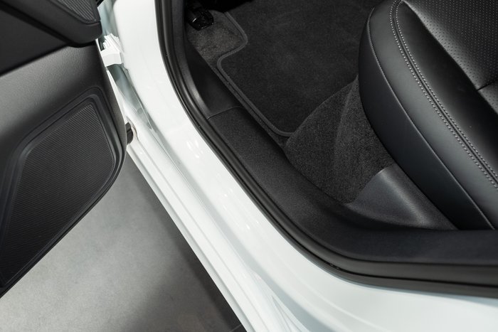 2024 Porsche Macan T