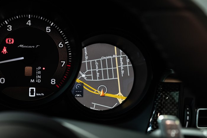 2024 Porsche Macan T