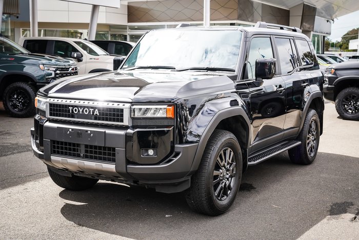 2025 Toyota PRADO GXL