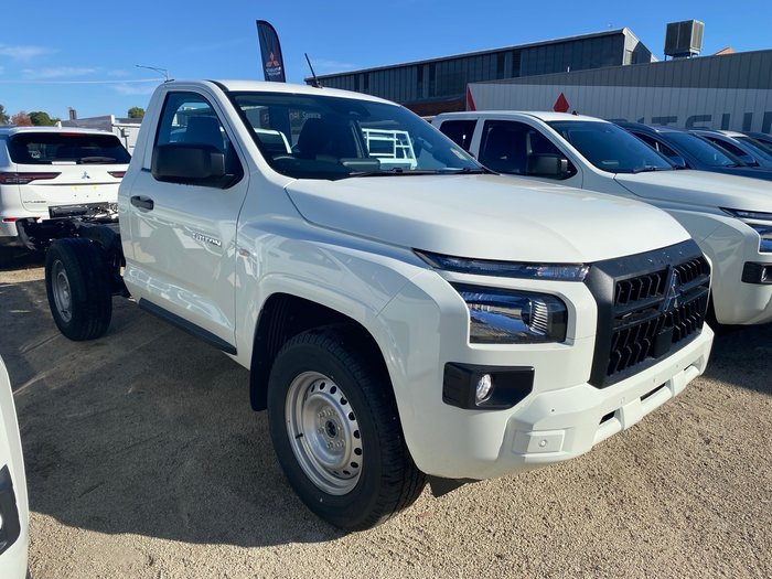 2026 MITSUBISHI Triton GLX