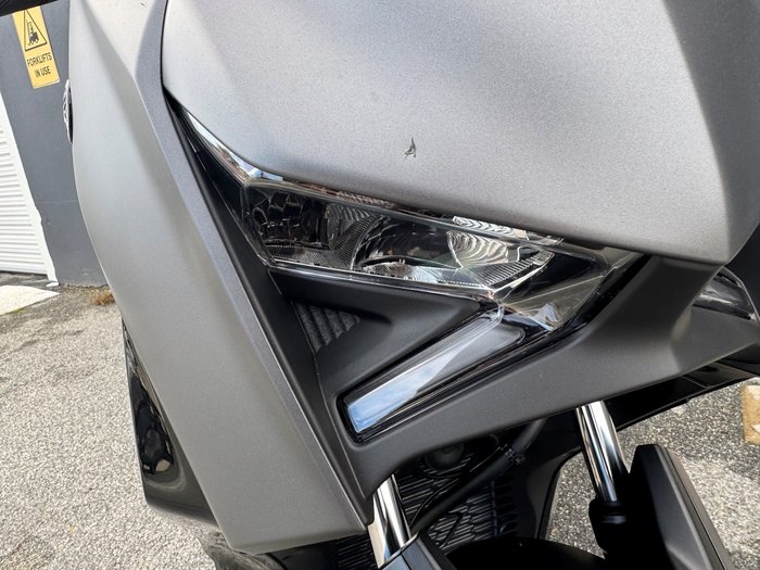 2026 Yamaha XMAX 300 Crystal Graphite