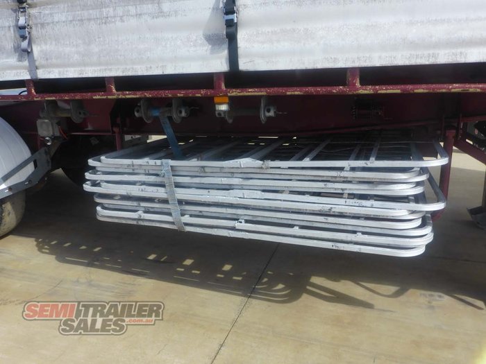 2007 Maxitrans 12 Pallet Curtainsider A Trailer