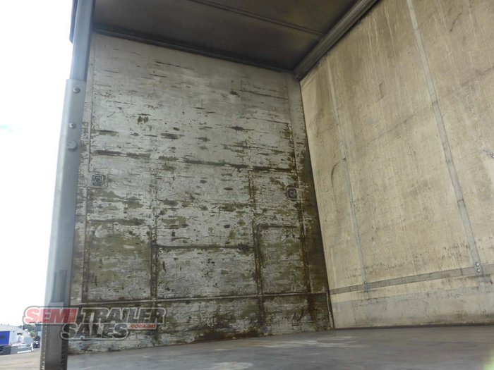 2007 Maxitrans 12 Pallet Curtainsider A Trailer