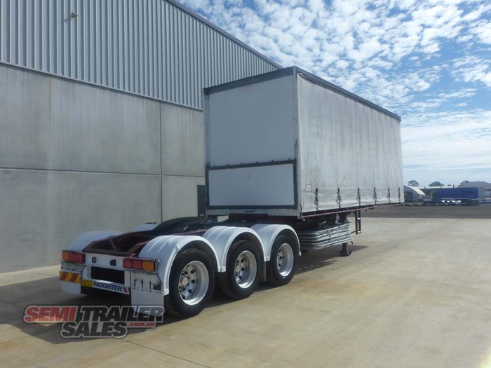 2007 Maxitrans 12 Pallet Curtainsider A Trailer