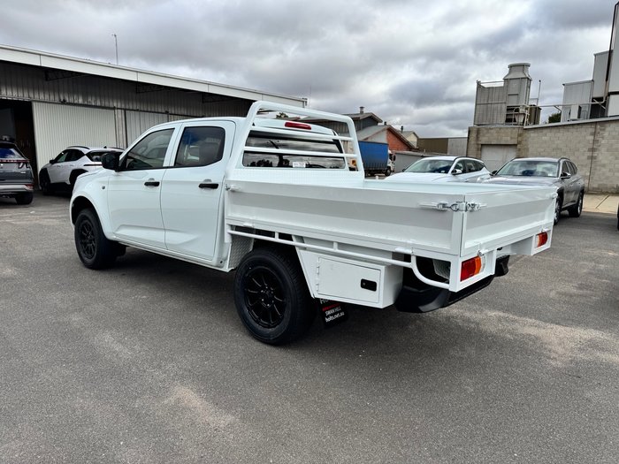 2026 ISUZU D-MAX SX
