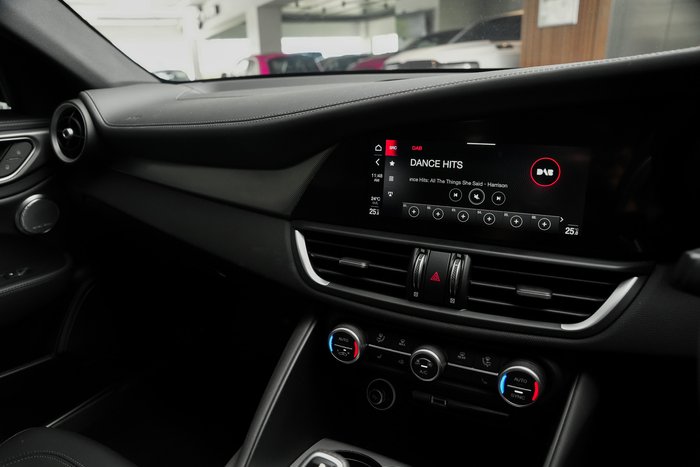 2023 Alfa Romeo Giulia Veloce