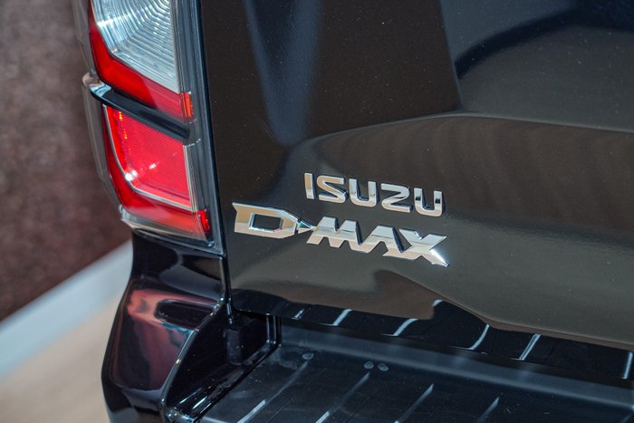 2026 Isuzu D-MAX X-TERRAIN