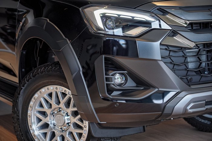 2026 Isuzu D-MAX X-TERRAIN