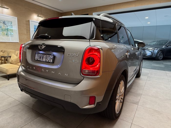 2017 MINI COUNTRYMAN COOPER