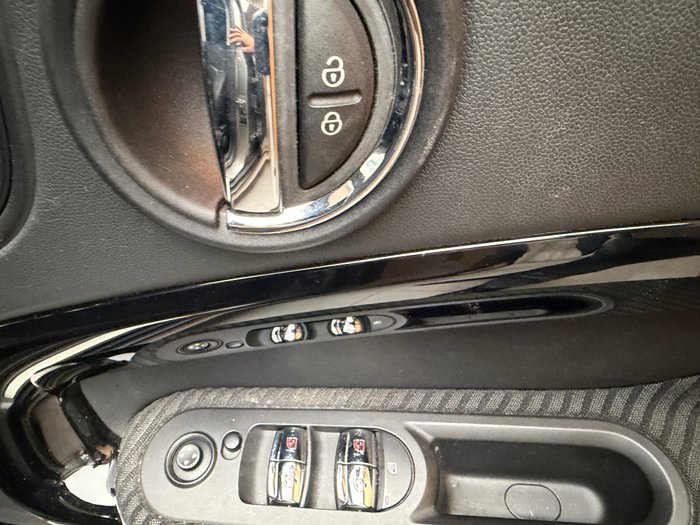 2017 MINI COUNTRYMAN COOPER