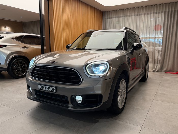 2017 MINI COUNTRYMAN COOPER