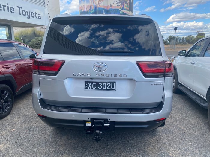 2023 Toyota Landcruiser