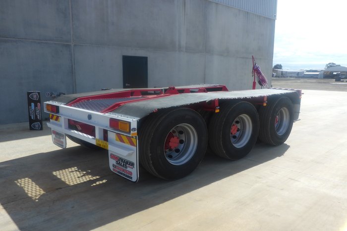 2018 Moore Tri Axle Dolly