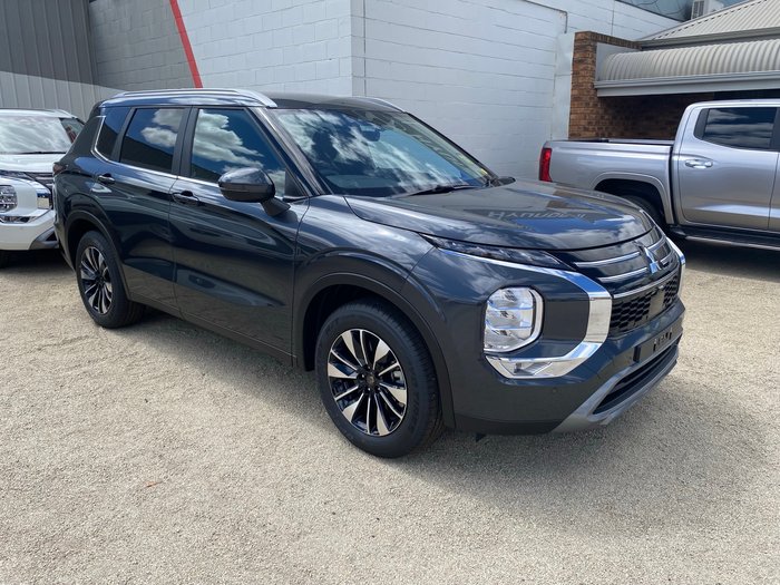 2025 MITSUBISHI Outlander LS