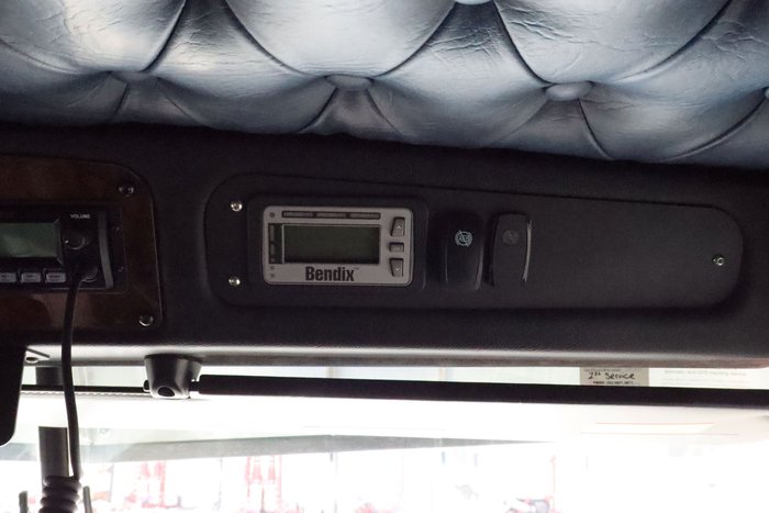 2025 KENWORTH T Series T909 T18 White