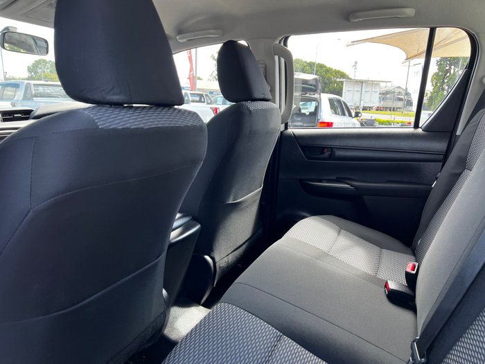 2019 Toyota Hilux 4x4 Workmate 2.4L T Diesel Automatic Double Cab 1Y25460 002