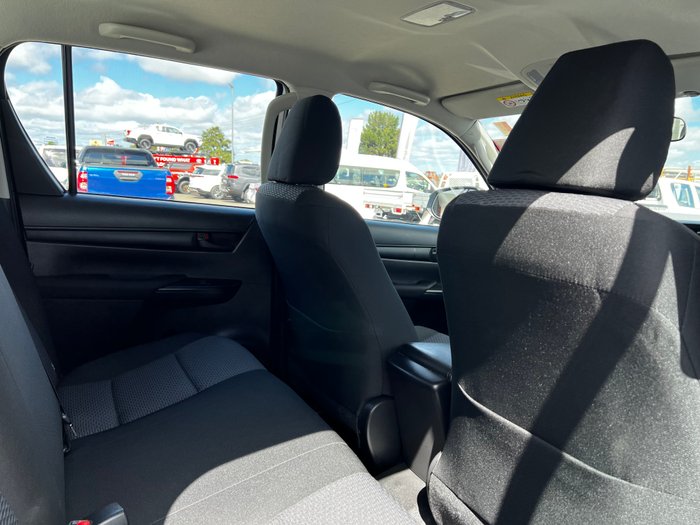 2019 Toyota Hilux 4x4 Workmate 2.4L T Diesel Automatic Double Cab 1Y25460 002