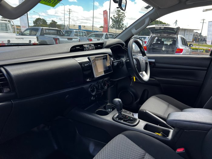 2019 Toyota Hilux 4x4 Workmate 2.4L T Diesel Automatic Double Cab 1Y25460 002